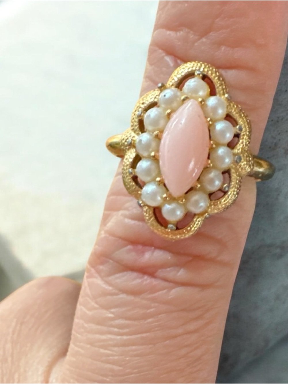 Vintage Avon “Serena” ring